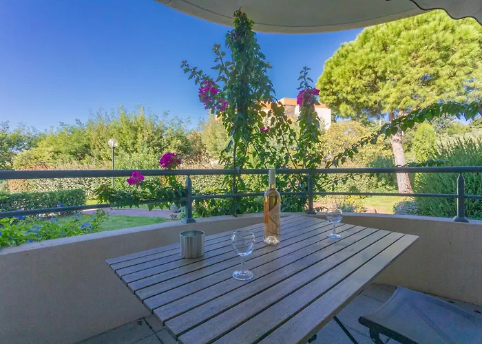 Daire Belle Terrasse St-raphael